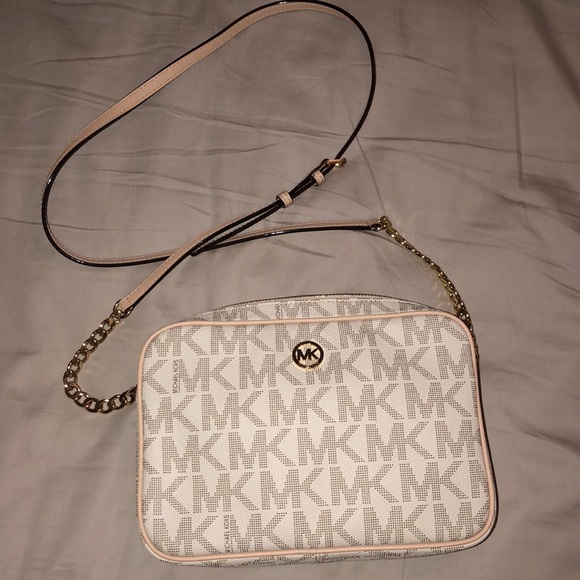 michael kors crossbody purse - Picture 1 of 4